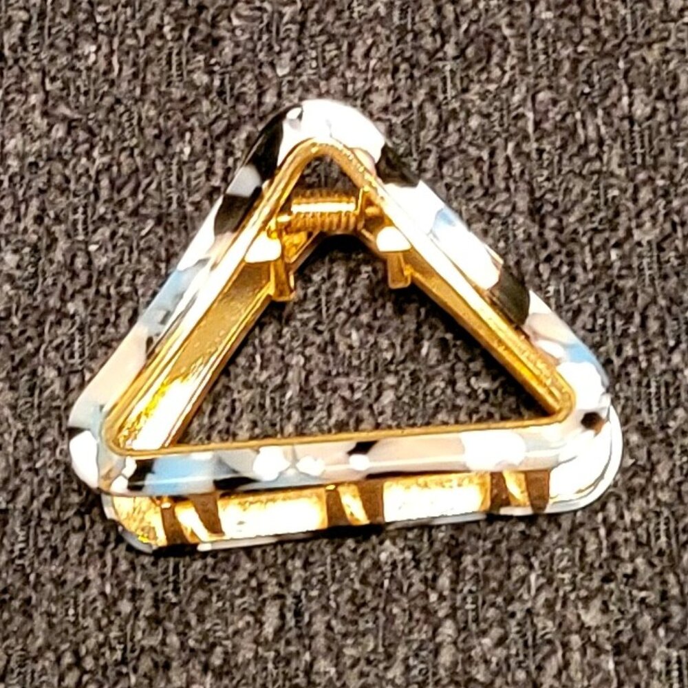 NWOT Gold Tone Hair Claw With Multi Neutral Colour Overlay